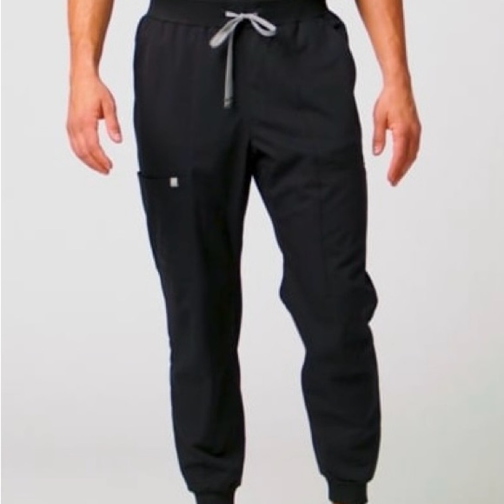 Set of Four Fabletics Joggers scrubs Size Medium Figs